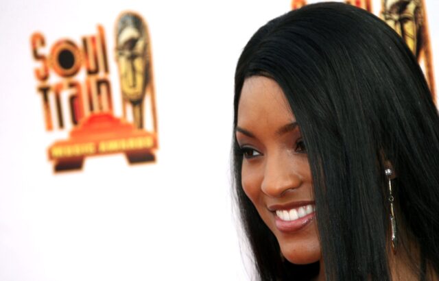 drew-sidora-claims-ex-husband-took-half-of-her