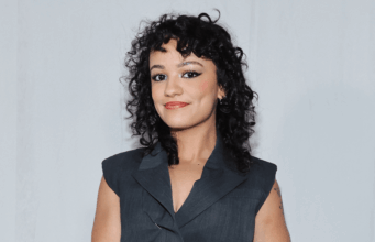 ‘Wicked’ Actress Marissa Bode Claims She Was “Denied Boarding a Flight Because I’m Disabled” ‘wicked’-actress-marissa-bode-claims-she-was-“denied-boarding-a-flight-because-i’m-disabled”