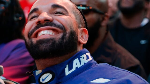 drake-dominates-charts-as-42-songs-debut-on-hot-100
