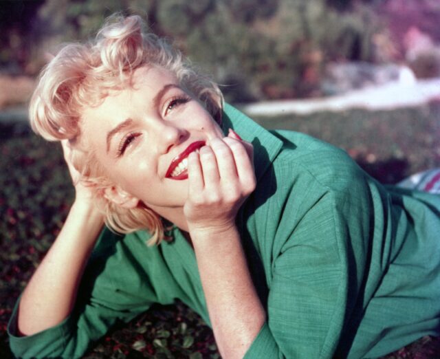 marilyn-monroe-slept-with-elvis-presley-during-her-marriage-to-arthur-miller,-insider-claims
