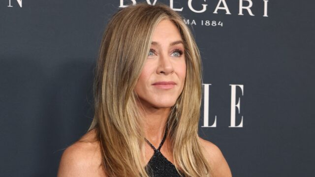 jennifer-aniston-&-jim-curtis-delay-wedding-indefinitely:-why?