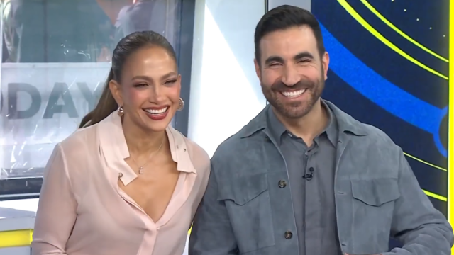 jennifer-lopez-&-brett-goldstein:-are-they-dating?