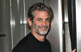 Jim Curtis’ Health: Jennifer Aniston’s Boyfriend’s ‘Misdiagnosed Illness’ Caused a Limp & More Symptoms jim-curtis’-health:-jennifer-aniston’s-boyfriend’s-‘misdiagnosed-illness’-caused-a-limp-&-more-symptoms