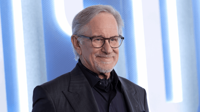 steven-spielberg-says-james-bond-franchise-“can’t-afford-me”-now-after-previously-rejecting-him steven-spielberg-says-james-bond-franchise-“can’t-afford-me”-now-after-previously-rejecting-him