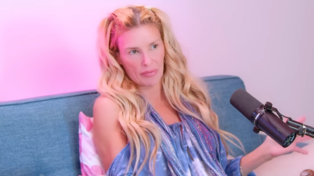 brandi-glanville:-i-got-throat-ringworm-from-an-adult-film-star! brandi-glanville:-i-got-throat-ringworm-from-an-adult-film-star!